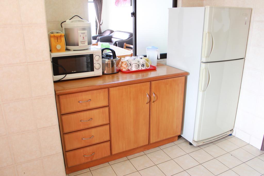 Marimari Marina Service Condo Kota Kinabalu Esterno foto