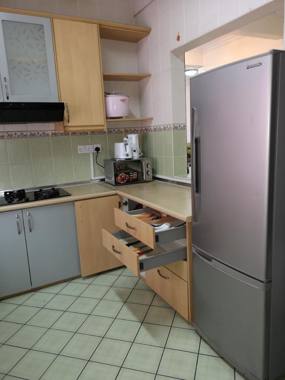 Marimari Marina Service Condo Kota Kinabalu Esterno foto