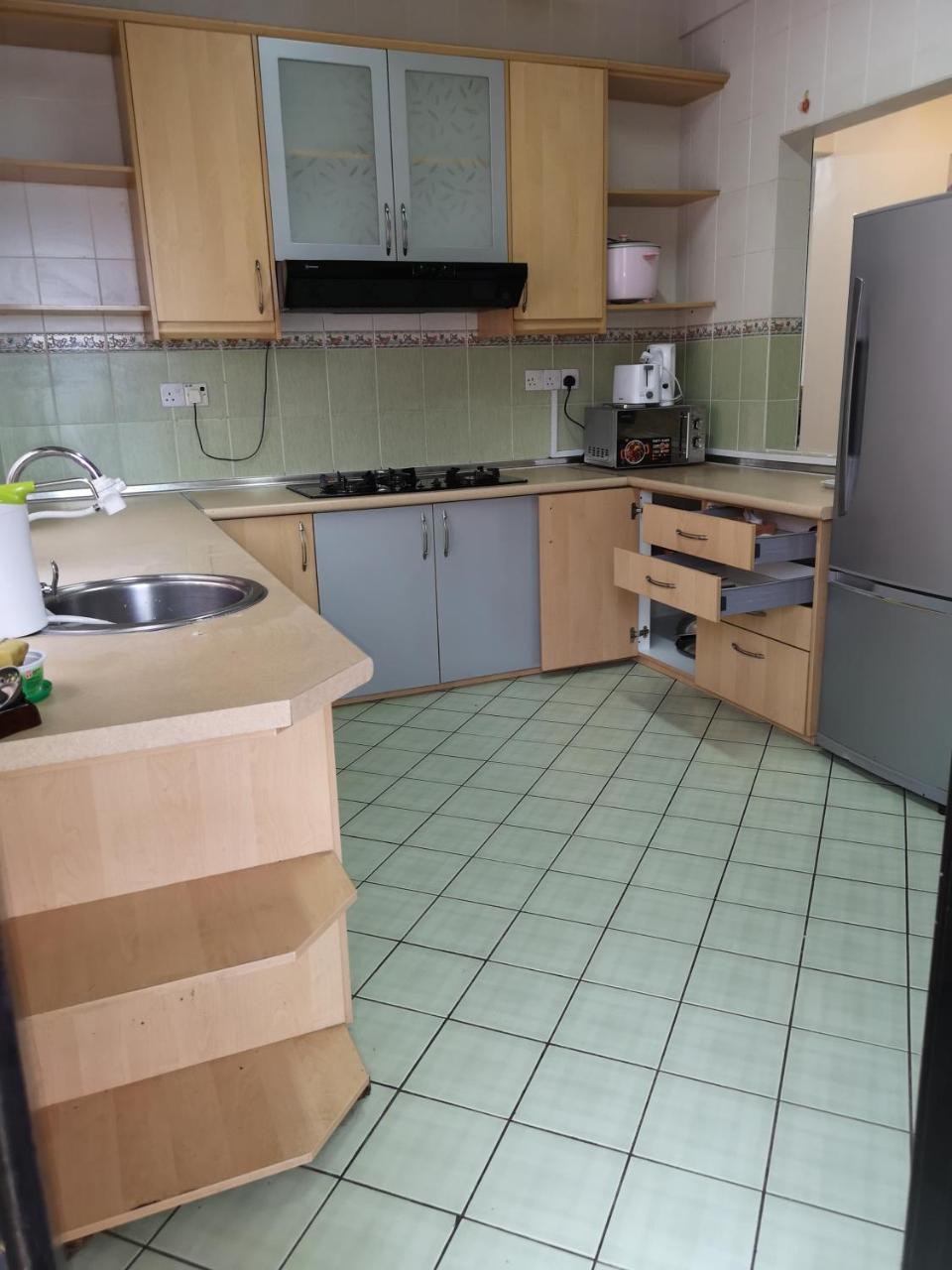 Marimari Marina Service Condo Kota Kinabalu Esterno foto